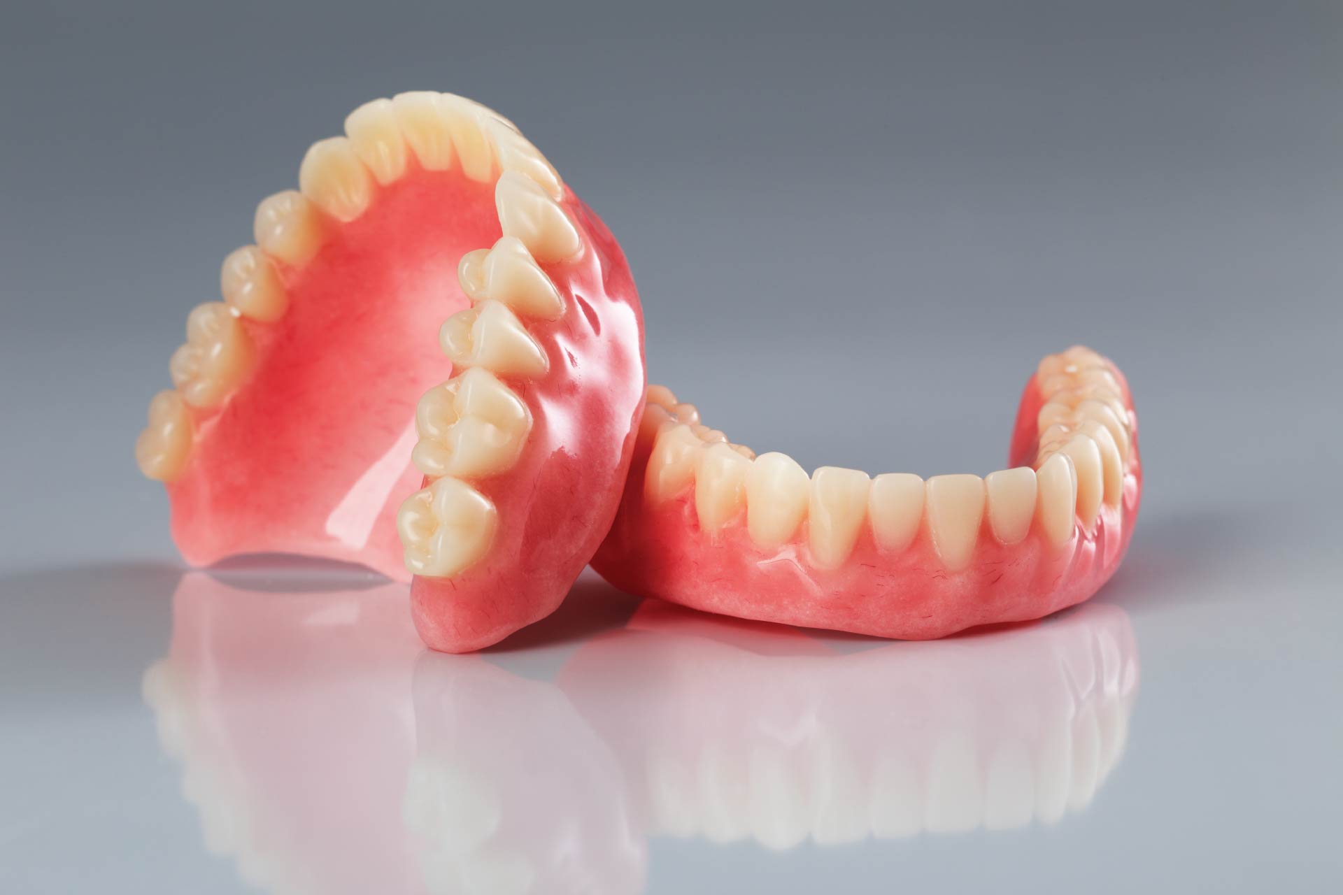 5 Things to Look for in a Good Dentist for Dentures