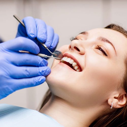 Dentist in Scherz